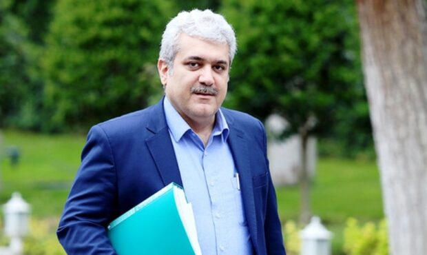 نامه سورنا ستاری به مقام معظم رهبری نامه سورنا ستاری به مقام معظم رهبری